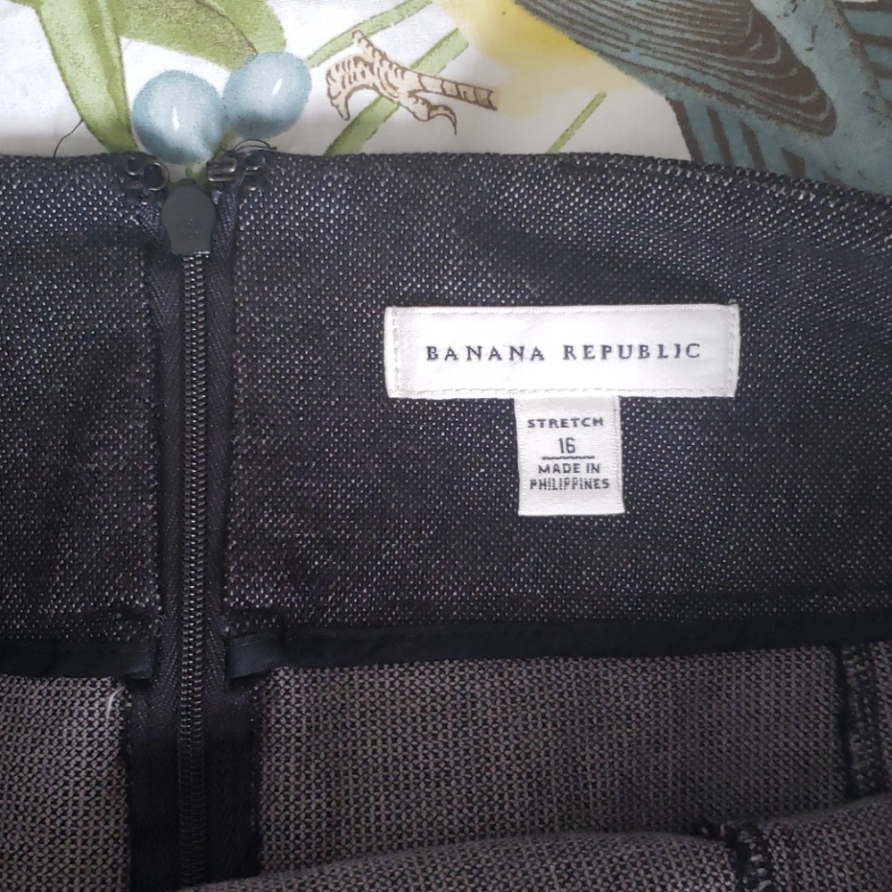 🖤3/$15 BANANA REPUBLIC Skirt - Picture 3 of 11
